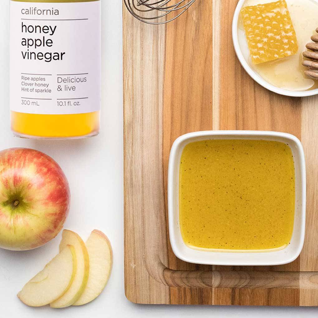 O Olive Oil & Vinegar O Honey Apple Vinegar 2